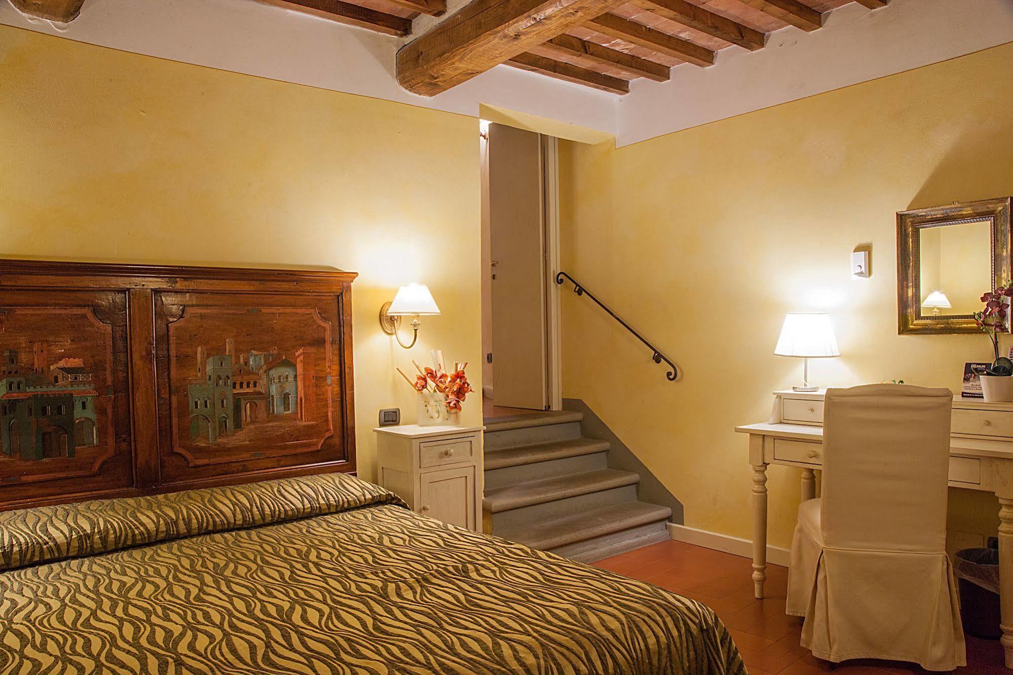 Borgo Sant'Ippolito Country Hotel Ginestra Fiorentina Exteriör bild